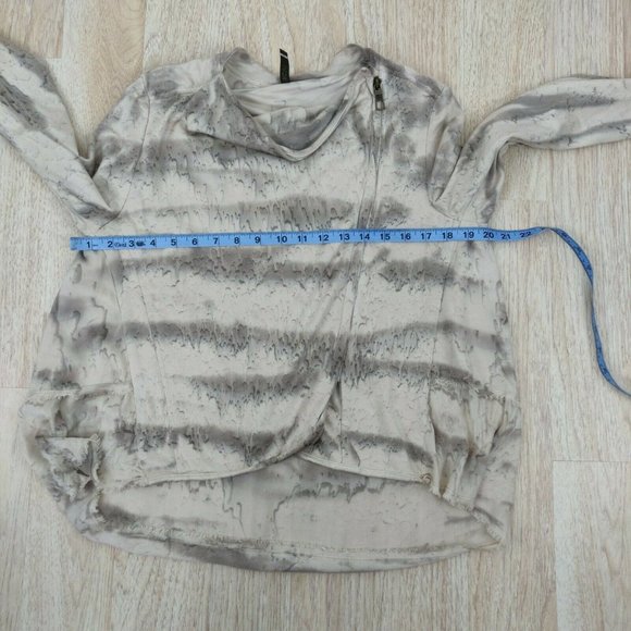 XCVI Womens Size XS Asymmetrical Zip Tie Dye Jacket Cardigan Hi Low Raw Hem Gray - Picture 7 of 9
